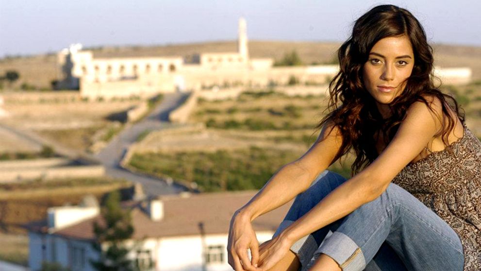 Cansu Dere poprela správy o účinkovaní v novom seriáli!