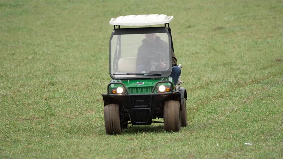 Na Farmu prichádza obávaný muž: Už pár dní sa triasli, že im to tam jednoducho zavrie!