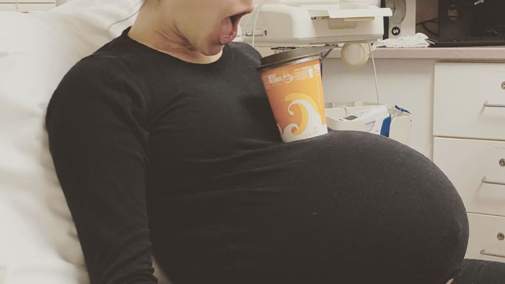 Známa herečka sa stala dvojnásobnou mamou nielen v seriáli, ale aj v súkromí