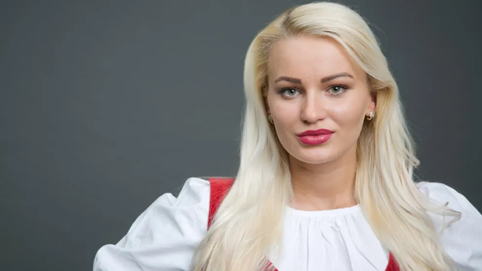 Sexy kráska na Farme: Je pripravená na pozornosť mužov?
