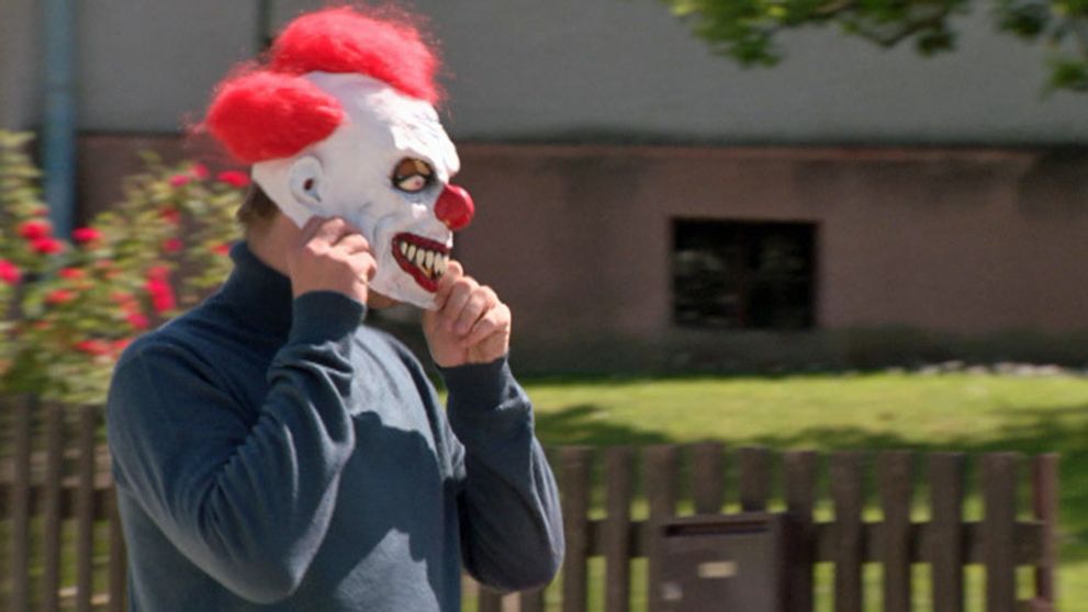 Horor v Hornej Dolnej: Koho mŕtvolu objavia v skrini?