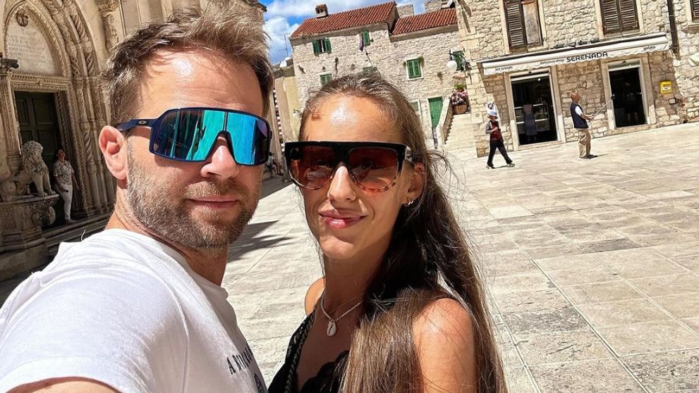 Fotkou a jedným slovom spustil ošiaľ. Tomáš Bezdeda nestíha prijímať gratulácie