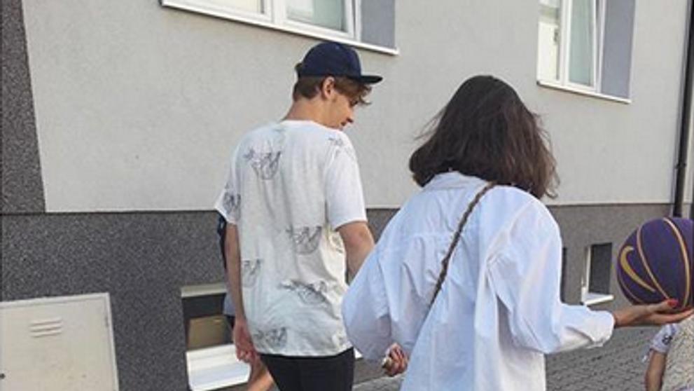 Štěpán Urban je v tom až po uši: Ukázal frajerku