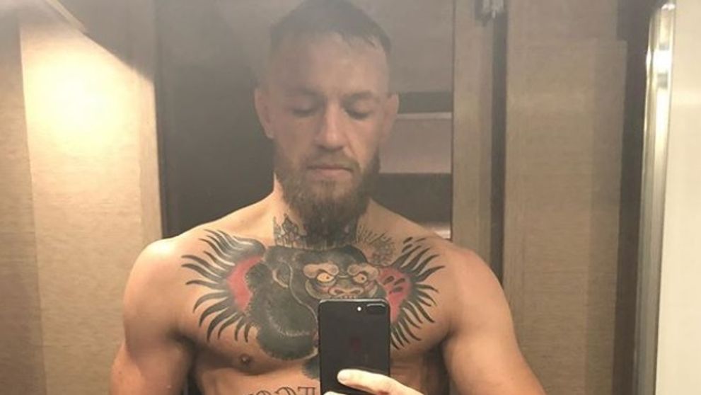 Chcel naozaj ukázať len svalnaté telo? 