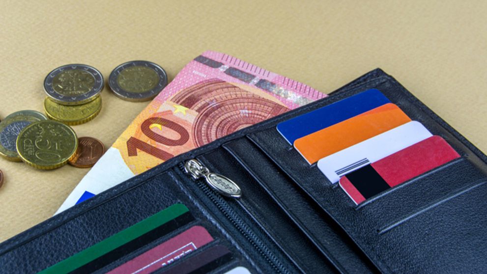 Za desať rokov sme vymenili hotovosť za karty