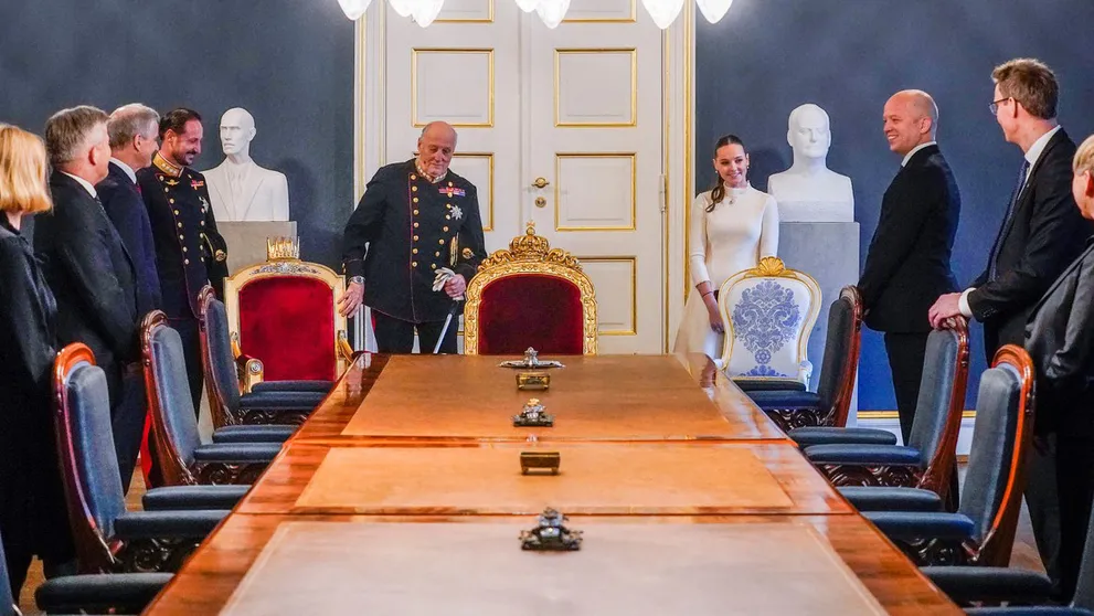 Nové správy o zdravotnom stave kráľa: Prepustili ho z nemocnice