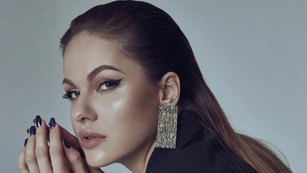 Lina Mayer vydáva album. Pozrite si prvý teaser