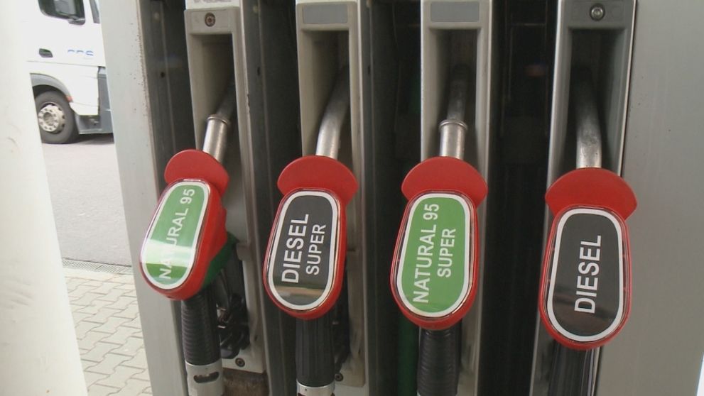 Motoristi sa môžu tešiť! Tankovanie bude v najbližších týždňoch výrazne lacnejšie