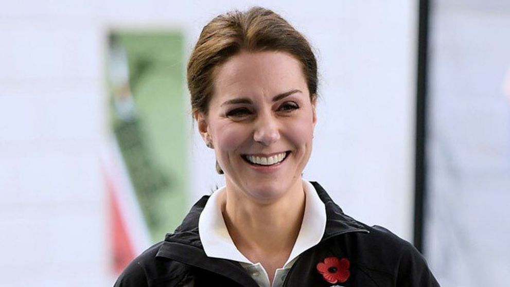 Okúzľujúca Kate Middleton: Tehotenské bruško tentoraz skryla do mikiny