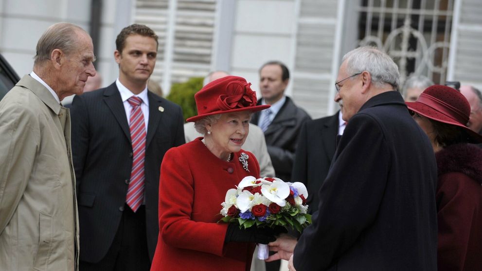 Princ Philip bol s kráľovnou aj na Slovensku. Toto od nich náš prezident nečakal