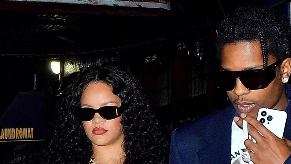 Rihanna vyrazila na rande: Táto sexy mama nedávno rodila!