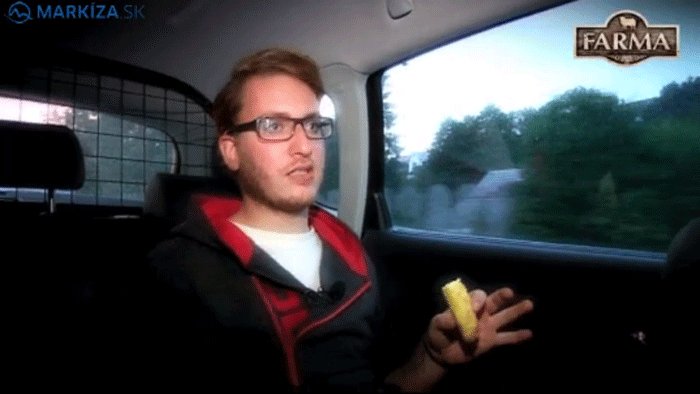 Viktor po prehratom dueli: Vykopnem vchodové dvere!