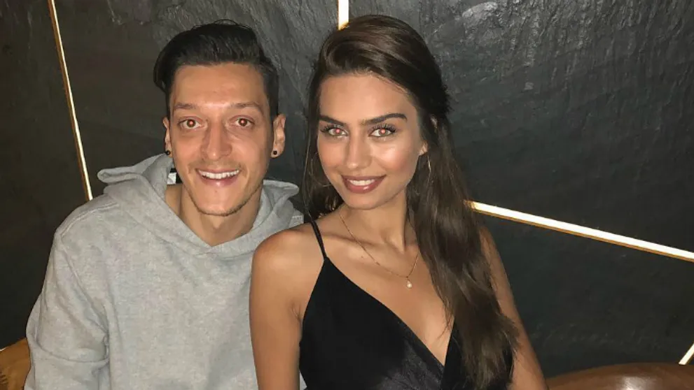 Nur z Nikdy ťa neopustím sa stala mamou. Ukázala svoju malú princeznú