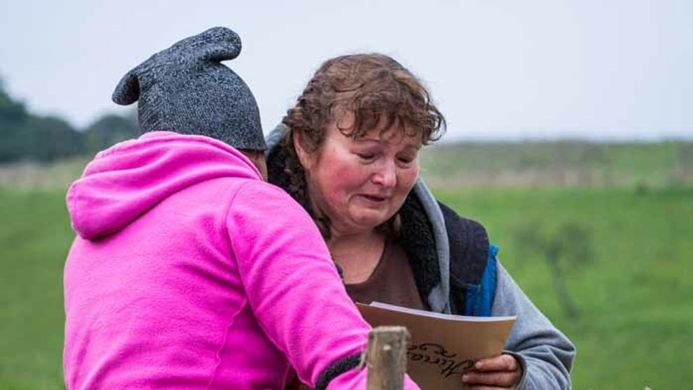 Farmári vo vytržení! Na Farmu prišiel - poštár!