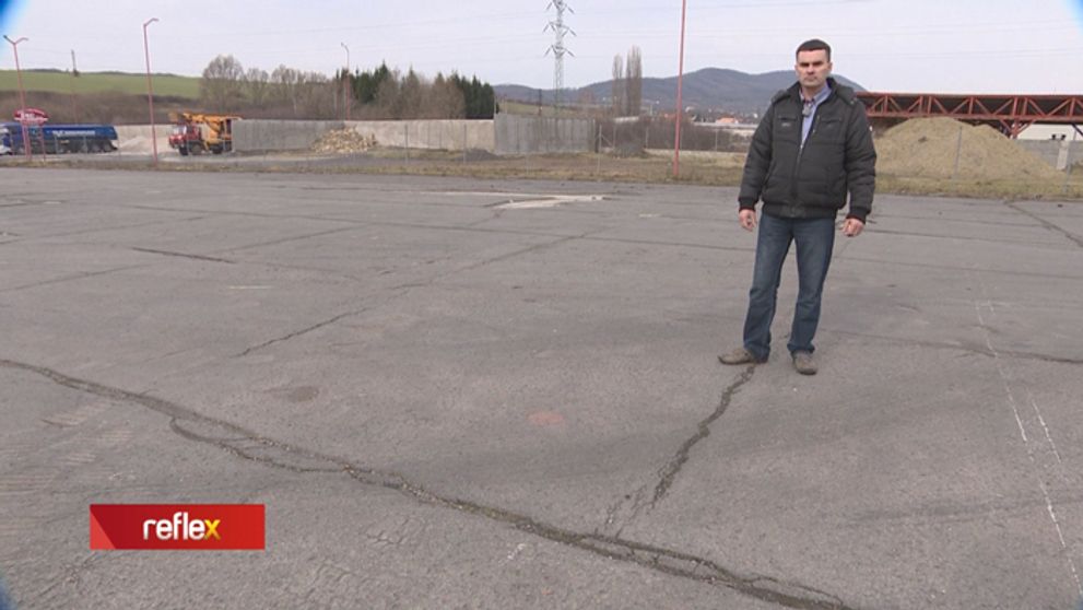 Róbert vlastní auto... iba na papieri...