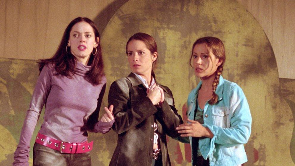 Herečka zo seriálu Čarodejnice obvinila kolegu. Mal ju obťažovať