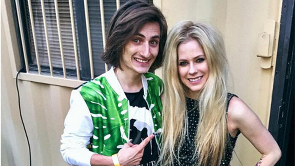 Tento chalan má blízko k Avril Lavigne!