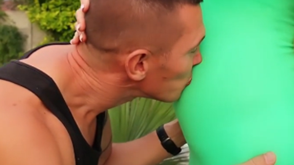 Rodina obľúbeného športovca sa rozrastá! Ďalšie dieťa je na ceste