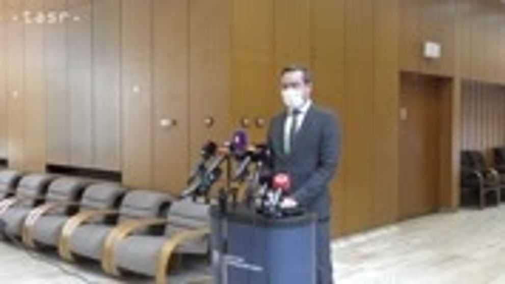 Víťazný návrat obľúbených seriálových hitov Oteckovia, Pán profesor a Sestričky, excelentný štart novej Farmy