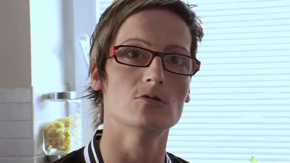 Hrozivá spoveď zamenenej manželky: Mlátil ju, kým sa nenarodila dcérka
