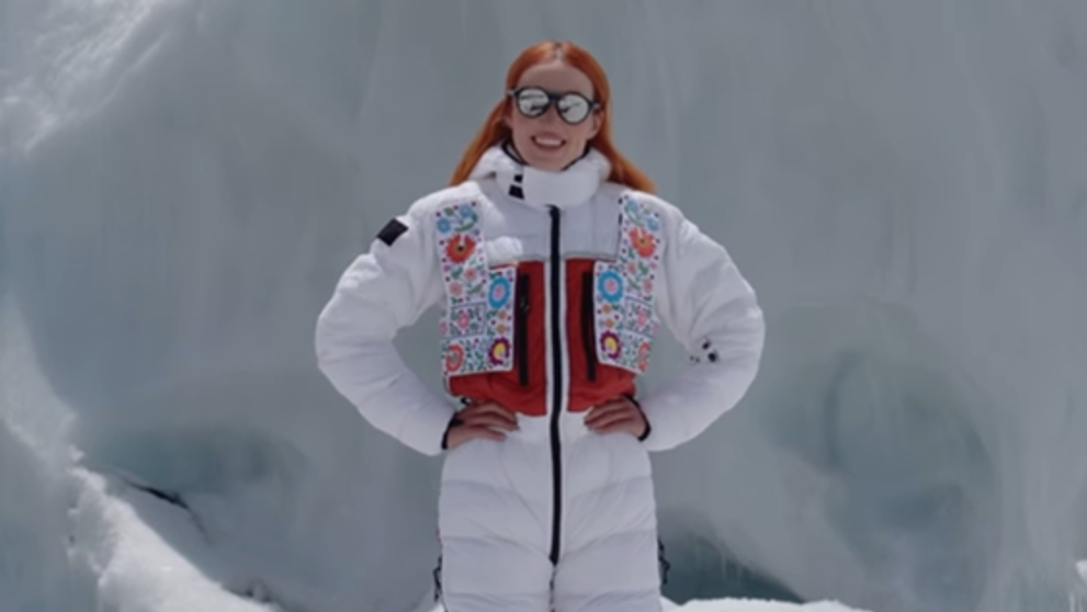 Moderátorka a herečka Lenka Poláčková ako prvá Slovenka vystúpila na Mount Everest bez kyslíka