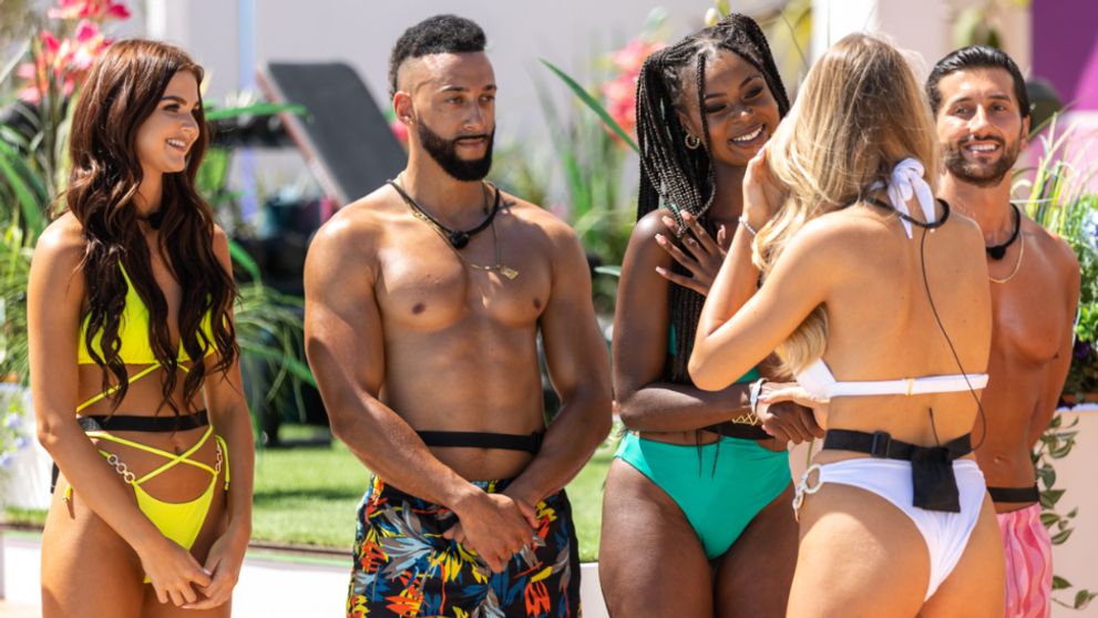 Prvá bombshell v Love Islande je známa tvár. Po medializovanom rozchode ide do vily!