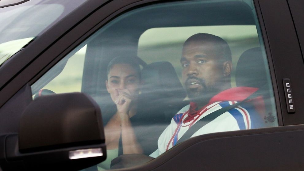 Blíži sa ich manželstvo k reálnemu koncu? Kim sa pripravuje na rozvod