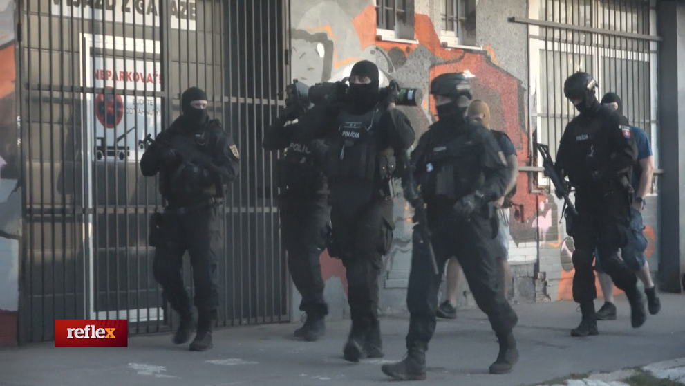 Razia proti dílerom z Pentogonu! Prišlo aj k útokom