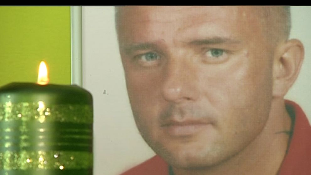 Roman umrel na embóliu pľúc