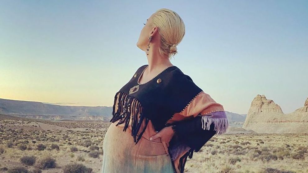 Katy Perry len šesť dní po pôrode: Zverejnila fotku v spodnej bielizni!