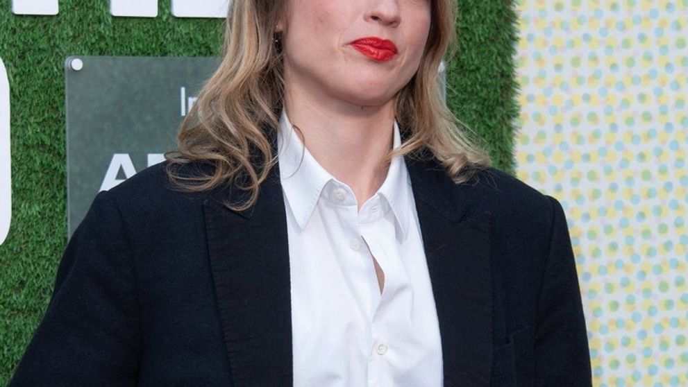 Herečka sa už viac vo filme neobjaví. Dôvodom je sexuálne zneužívanie