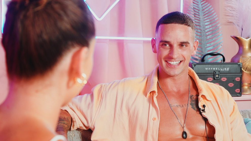 Čo urobí, keď ho Diana odmietne? Majlo prezradil, kto z vily ho zaujal