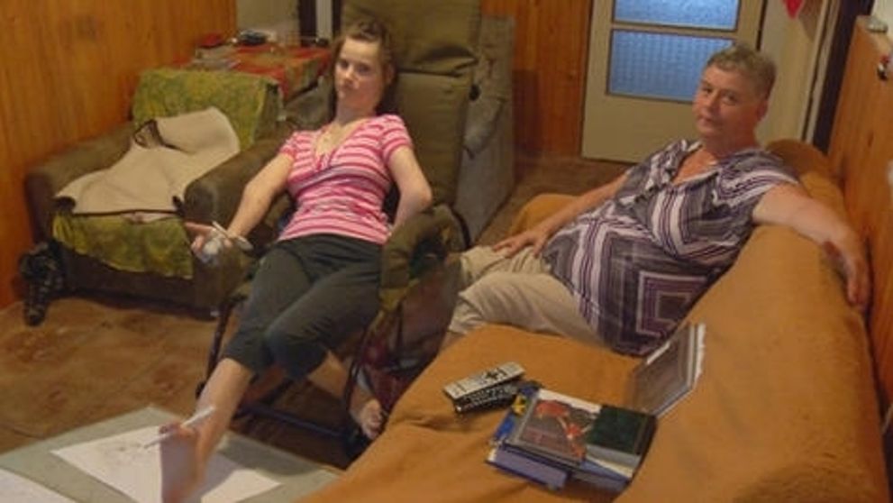 Danka maľuje nohami!