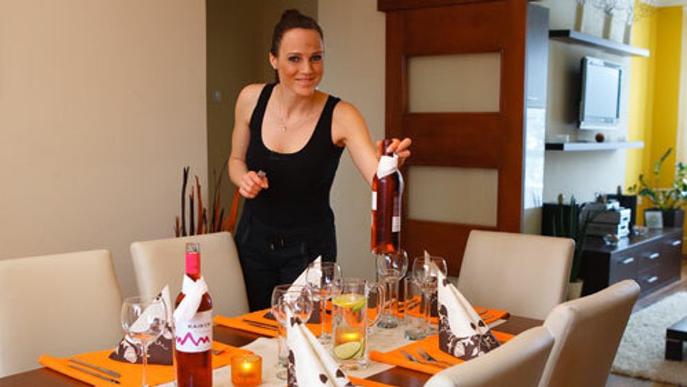 Celebrity v Bez servítky: Prvý deň u Adriany