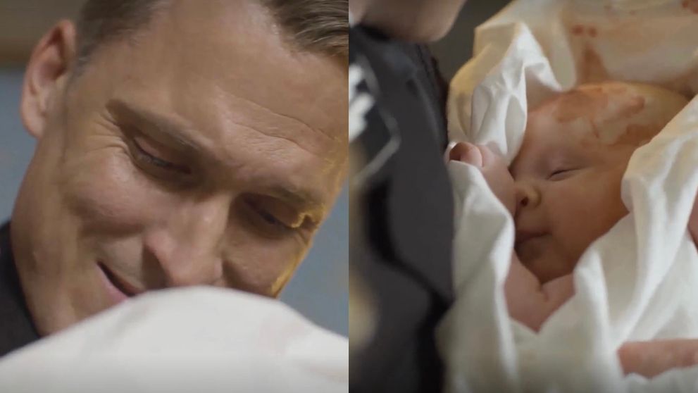 Walter s bábätkom v náručí: Ale kto je jeho mama?