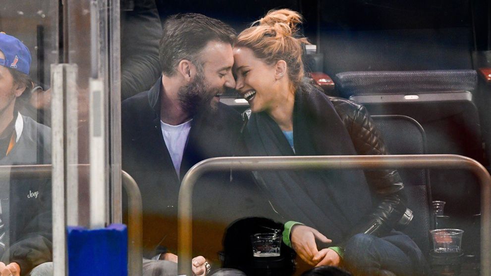 Ďalšia hollywoodska svadba. Oscarová herečka sa zasnúbila