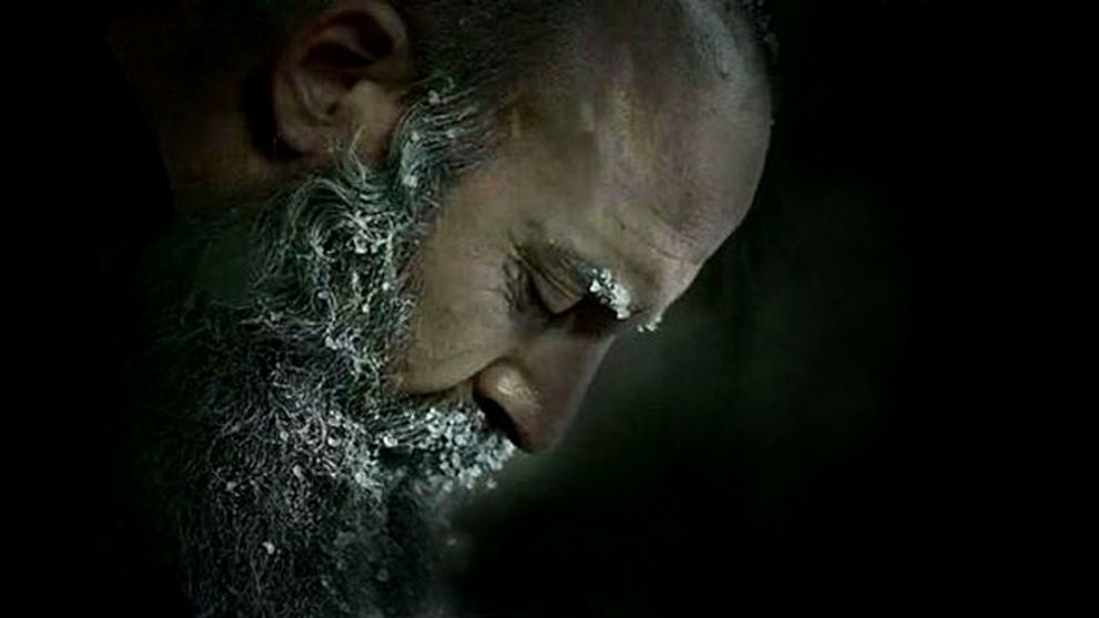 Zdrvený Sultán: Halit Ergenç pochoval milovanú mamu...