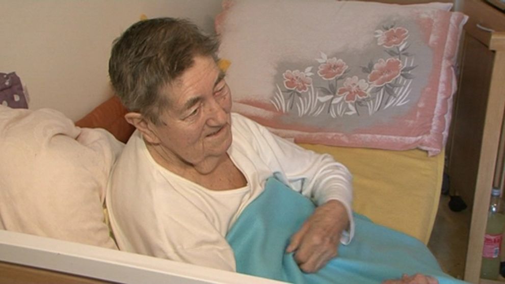 Výmena kĺbu takmer pripravila pani Darinu o život