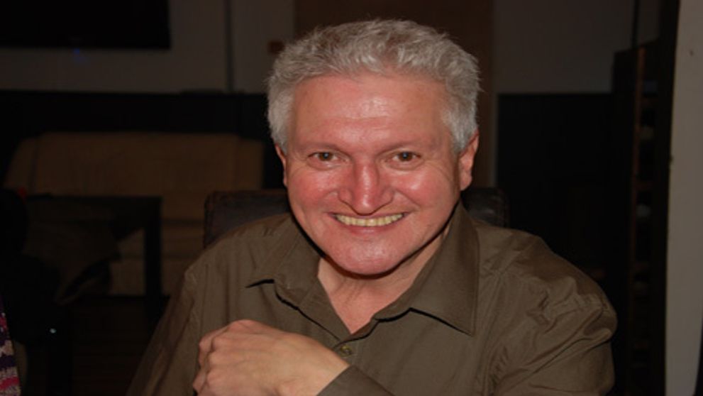 Podľahnete jeho šarmu?