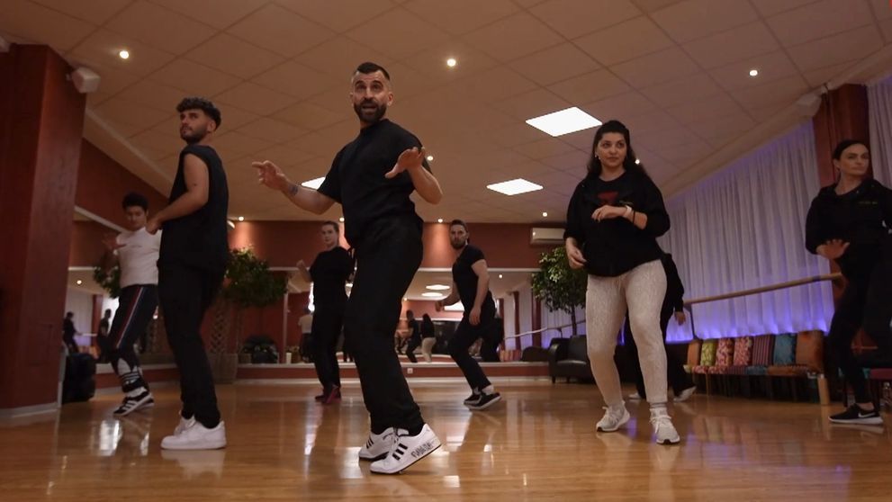 Spotená a nenalíčená Mamba. No aj tak je brutálne sexy