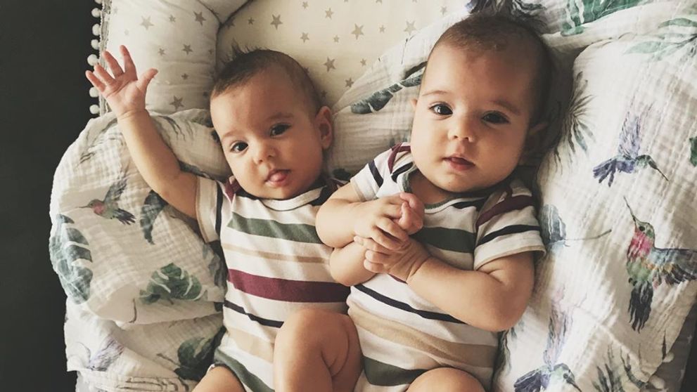 Rozkošné dvojičky slávneho otecka oslávili 1. narodeniny: Nádherné slová manželke