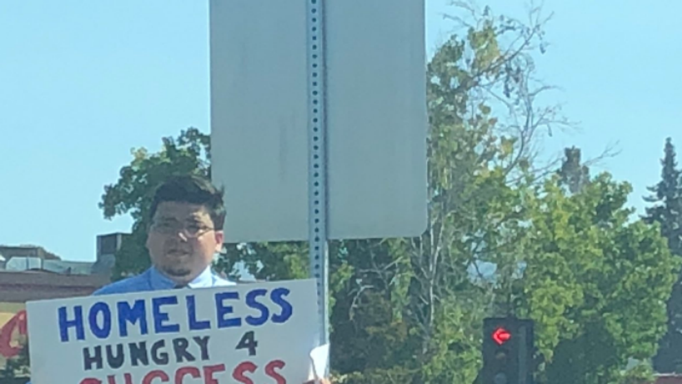 Bezdomovec prosil o prácu: Jedna fotka mu zmenila život