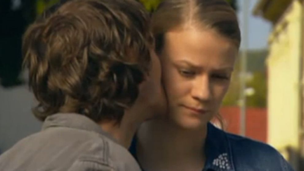 Mirka žiada o pomoc Krysu