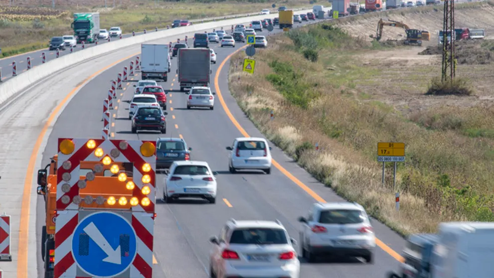 Podľa analytikov hrozí na jeseň opäť kolaps dopravy v Bratislave