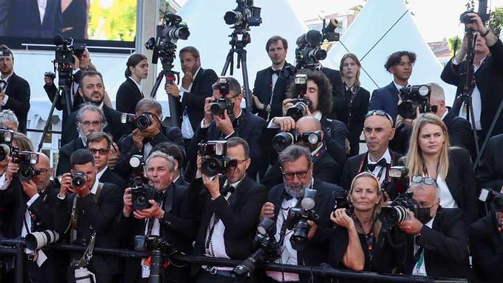 Trapas na červenom koberci: Veď jej skoro vykukla...