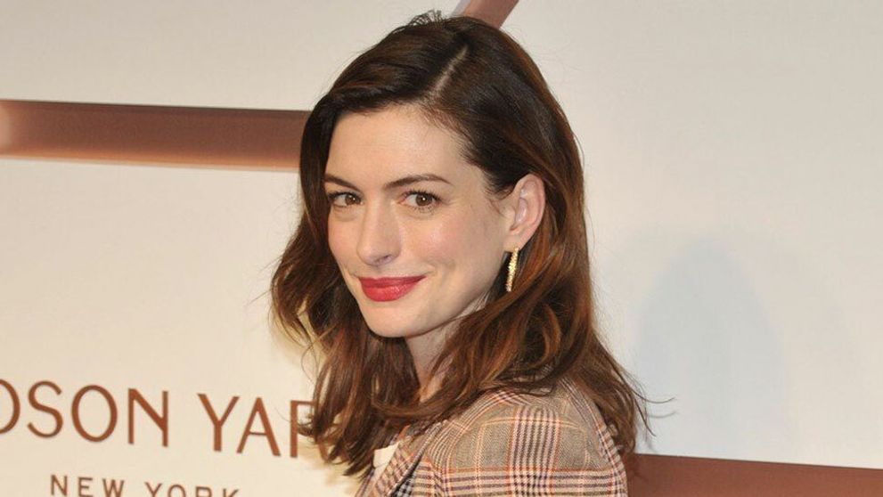 Anne Hathaway na titulke magazínu: Na svoje pomery ukázala až príliš