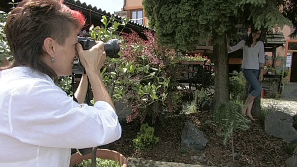 Poloslepá fotografka