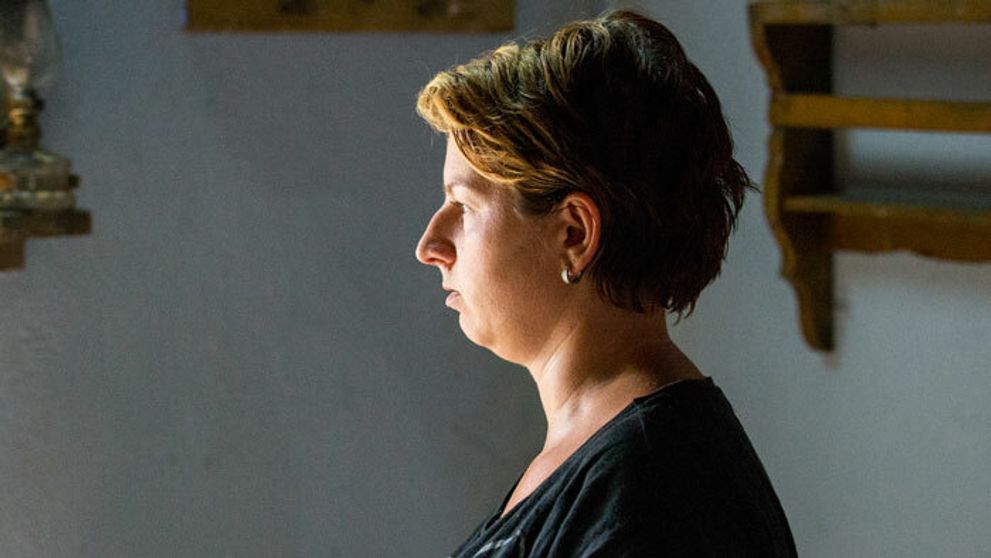 Farma v znamení absťákov a hádok: Došiel tabak!