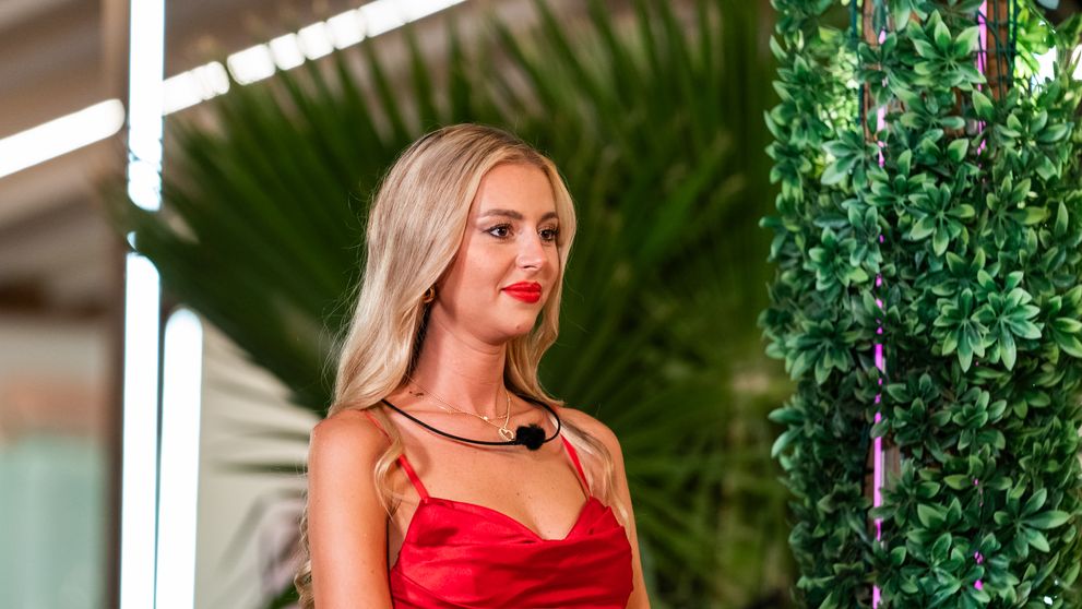 Majkino rozhodnutie pri ohnisku nikto nečakal. Petra skončila v slzách