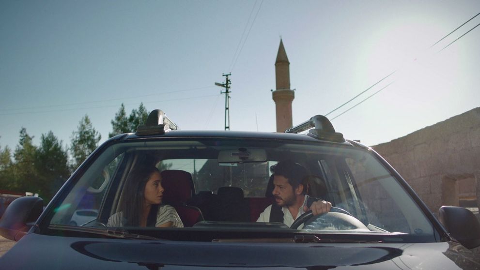 Spútaný motýľ: 55. a 56. epizóda